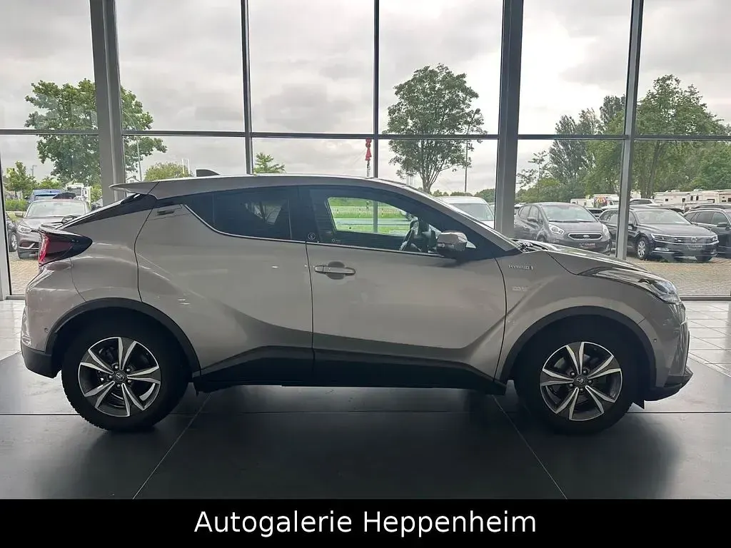 Gebraucht Toyota C-HR Team 184 PS (135 kW) 2021 Grau SUV