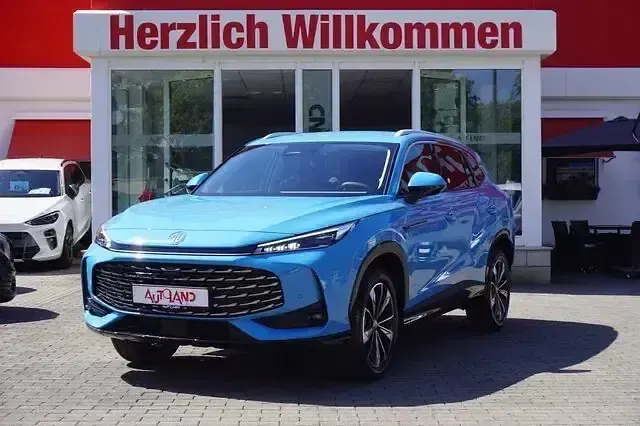 Neu MG HS Luxury 170 PS (125 kW) 2025 Blau SUV