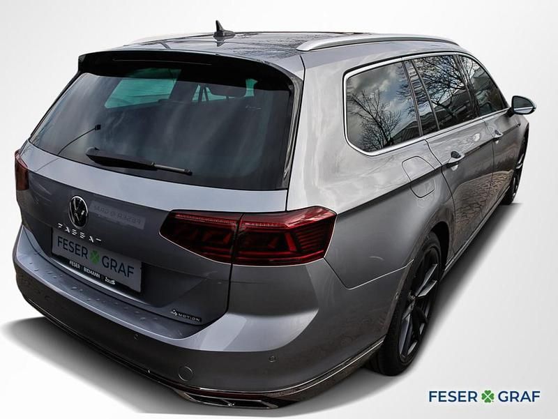Gebraucht VW Passat Elegance 200 PS (147 kW) 2023 Pyrit silber metallic Kombi