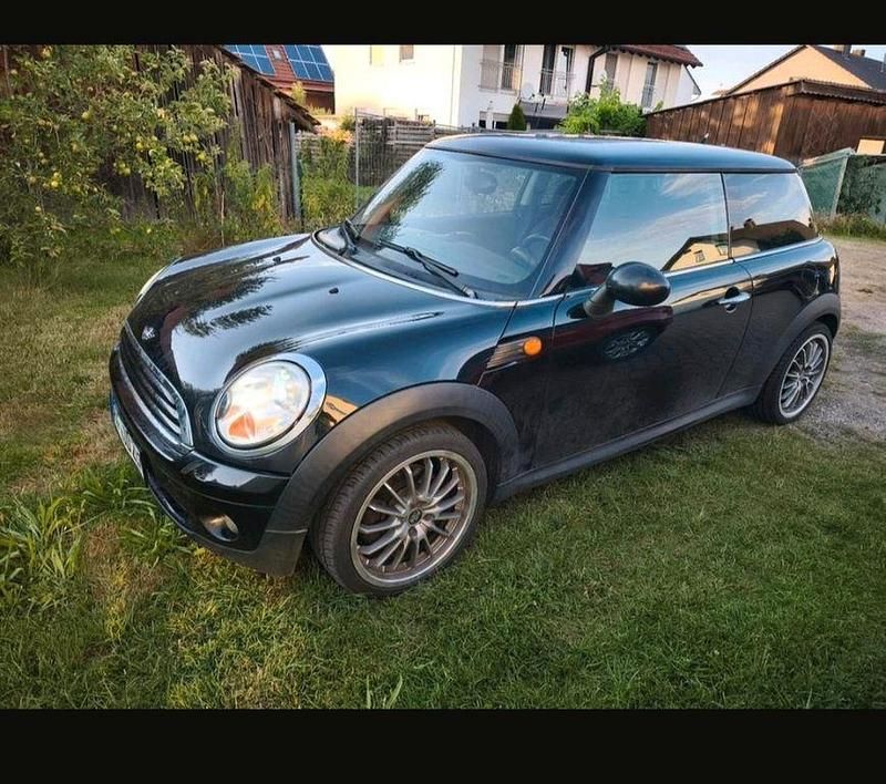 Schwarz Gebraucht 2009 Mini Cooper Kleinwagen | 2.400 € (Guter Preis) - Bild 1/3