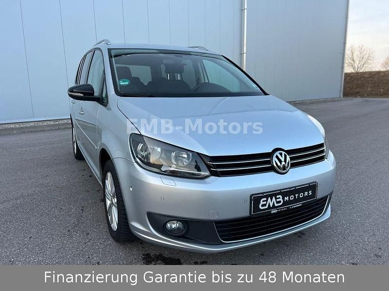 Gebraucht VW Touran Style 140 PS (102 kW) 2011 Silber Van / Kleinbus