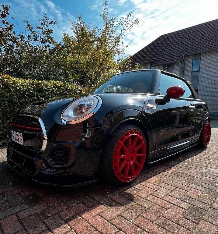 Schwarz Gebraucht 2017 Mini John Cooper Works Kleinwagen | 20.900 € (Fairer Preis) - Bild 1/4