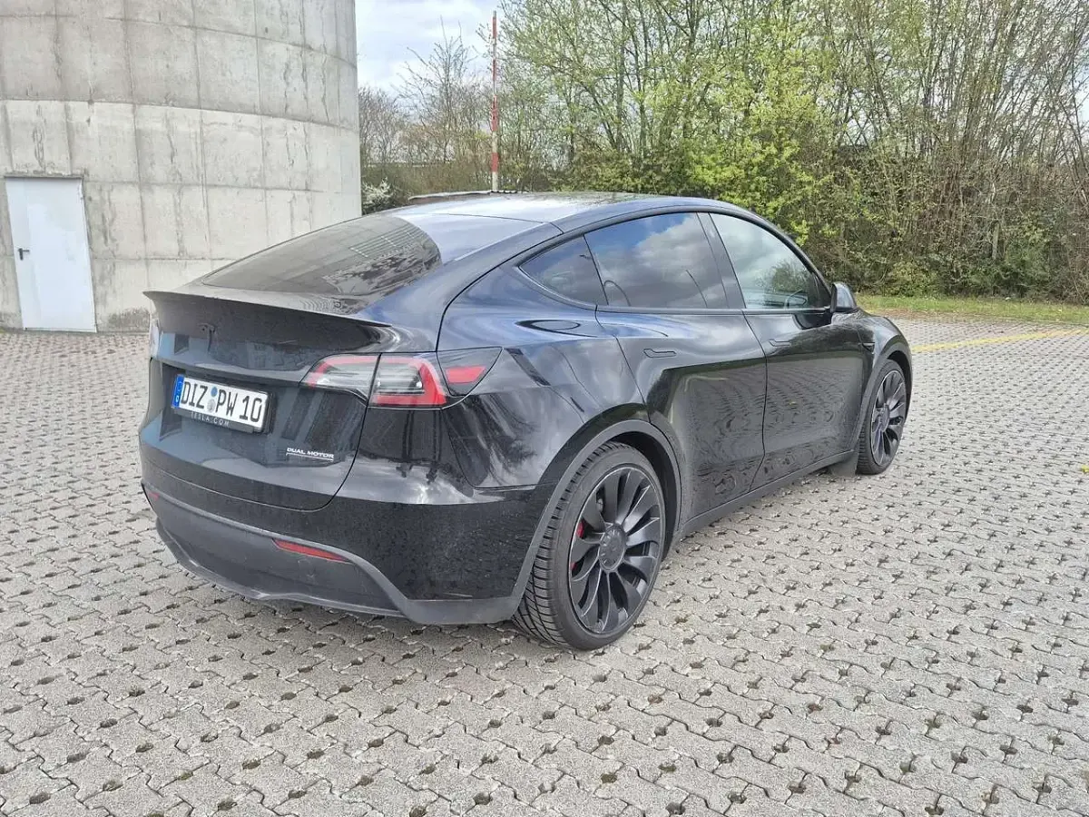 Gebraucht Tesla Model Y Performance 392 kW (534 PS) 2023 SUV