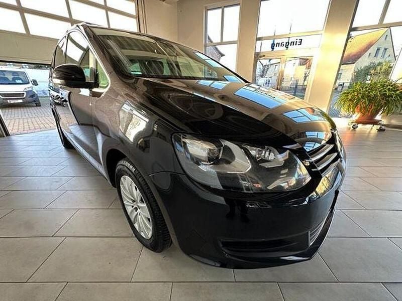 Gebraucht VW Sharan Comfortline 184 PS (135 kW) 2018 Schwarz Van / Kleinbus