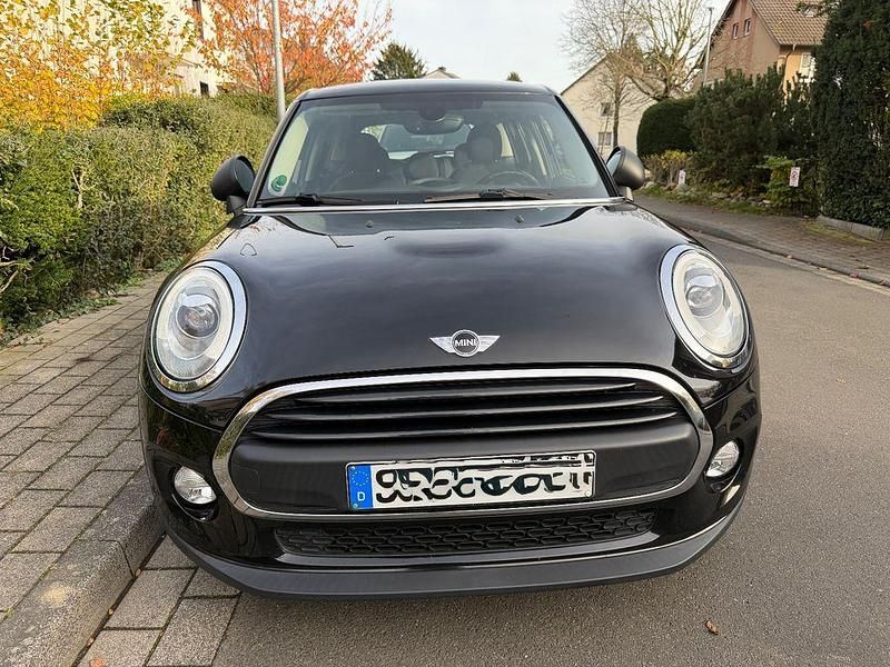 Schwarz Gebraucht 2016 Mini One D Kleinwagen | 9.900 € (Fairer Preis) - Bild 1/4