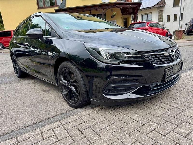 Schwarz Gebraucht 2020 Opel Astra Limousine | 16.799 € (Fairer Preis) - Bild 1/4