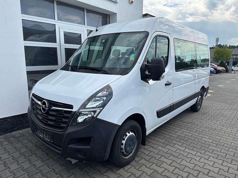 Polar white Gebraucht 2021 Opel Movano Van | 24.990 € (Teuer) - Bild 1/4