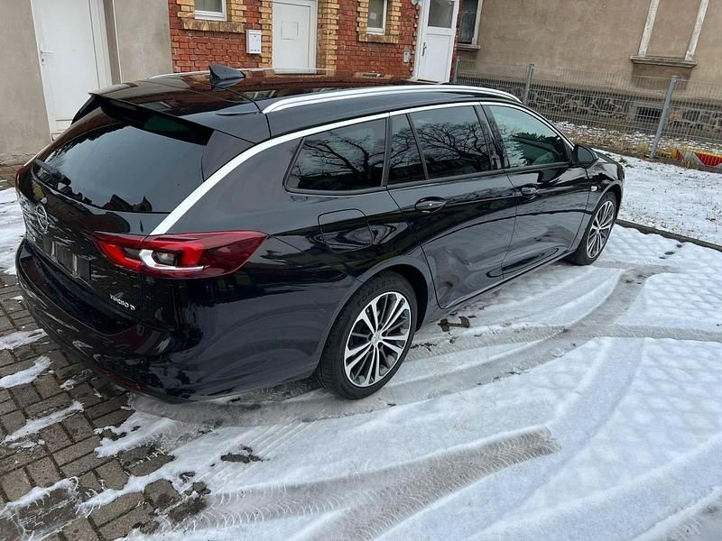 Gebraucht Opel Insignia 170 PS (125 kW) 2017 Schwarz Kombi