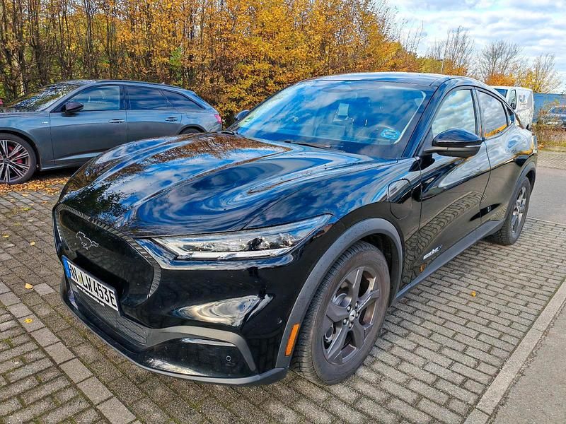 Gebraucht 2021 Ford Mustang Mach-E SUV | 25.999 € (Superpreis) - Bild 1/4
