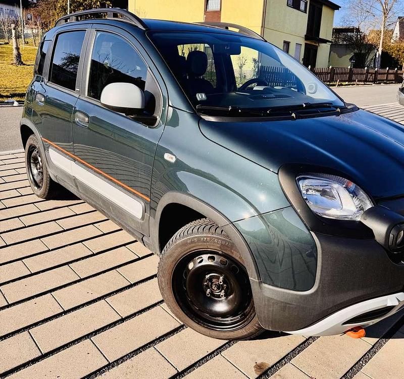 Gebraucht Fiat Panda Garmin 70 PS (51 kW) 2022 Grün Kleinwagen