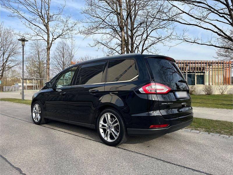 Gebraucht Ford Galaxy Titanium 209 PS (153 kW) 2016 Schwarz Van / Kleinbus