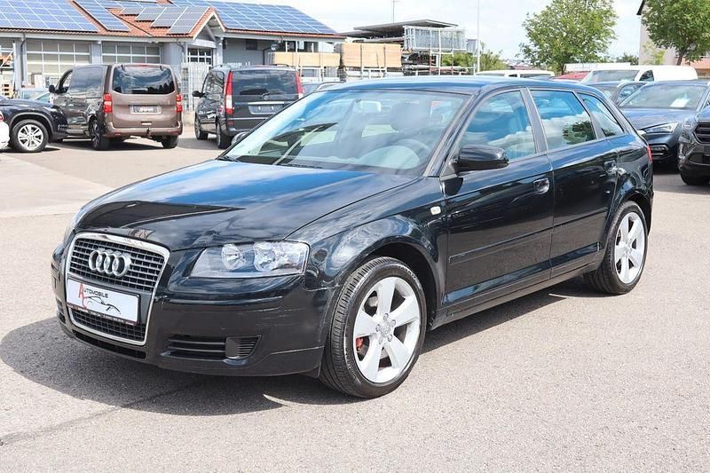 Schwarz Gebraucht 2007 Audi A3 Sportback Attraction Limousine | 2.800 € (Teuer) - Bild 1/4