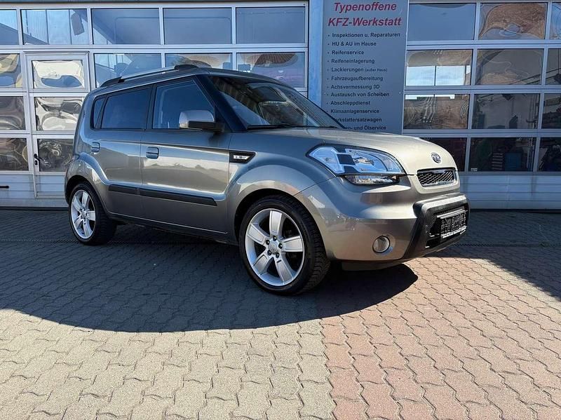 Gebraucht Kia Soul 126 PS (92 kW) 2010 Grau SUV