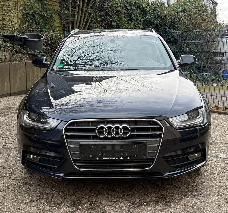 Gebraucht Audi A4 Ambiente 177 PS (130 kW) 2014 Blau Kombi