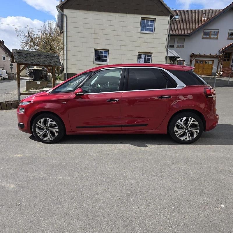 Gebraucht Citroën C4 Picasso Exclusive 150 PS (110 kW) 2015 Rot Van / Kleinbus
