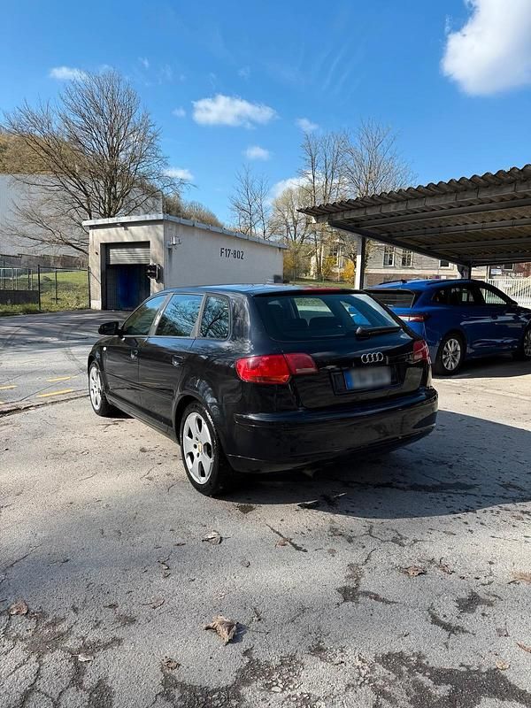 Gebraucht Audi A3 102 PS (75 kW) 2006 Schwarz Kleinwagen
