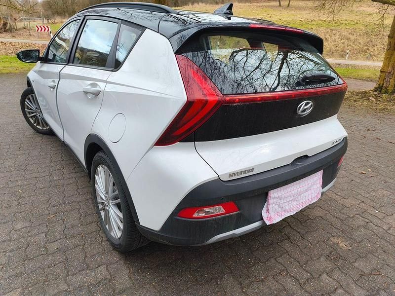 Gebraucht Hyundai Bayon Prime 101 PS (74 kW) 2021 Weiß SUV