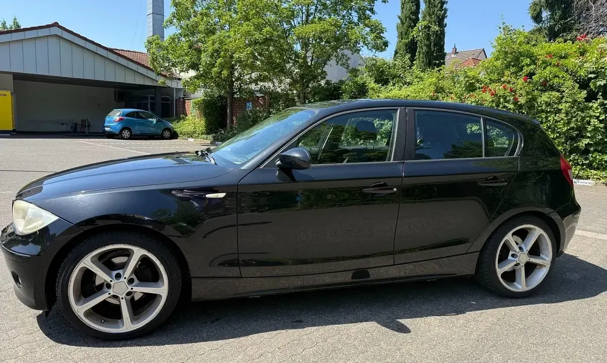 Gebraucht BMW 116 115 PS (84 kW) 2007 Schwarz Kleinwagen