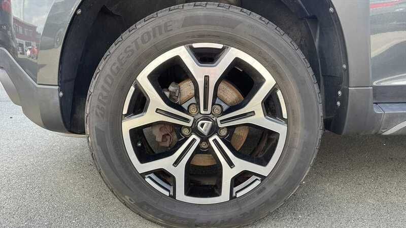 Grau / kometengrau / metallic Gebraucht 2018 Dacia Duster Prestige SUV | 16.950 € (Teuer) - Bild 1/4