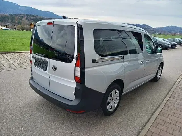 Brugt VW Caddy Basis 116 HK (85 kW) 2024 Sølv MPV