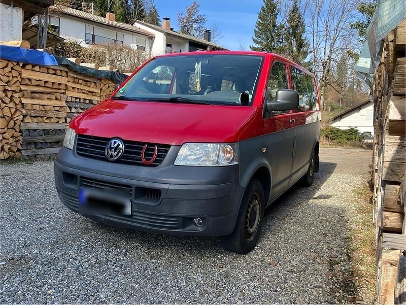 Gebraucht VW T5 2009 Rot Van