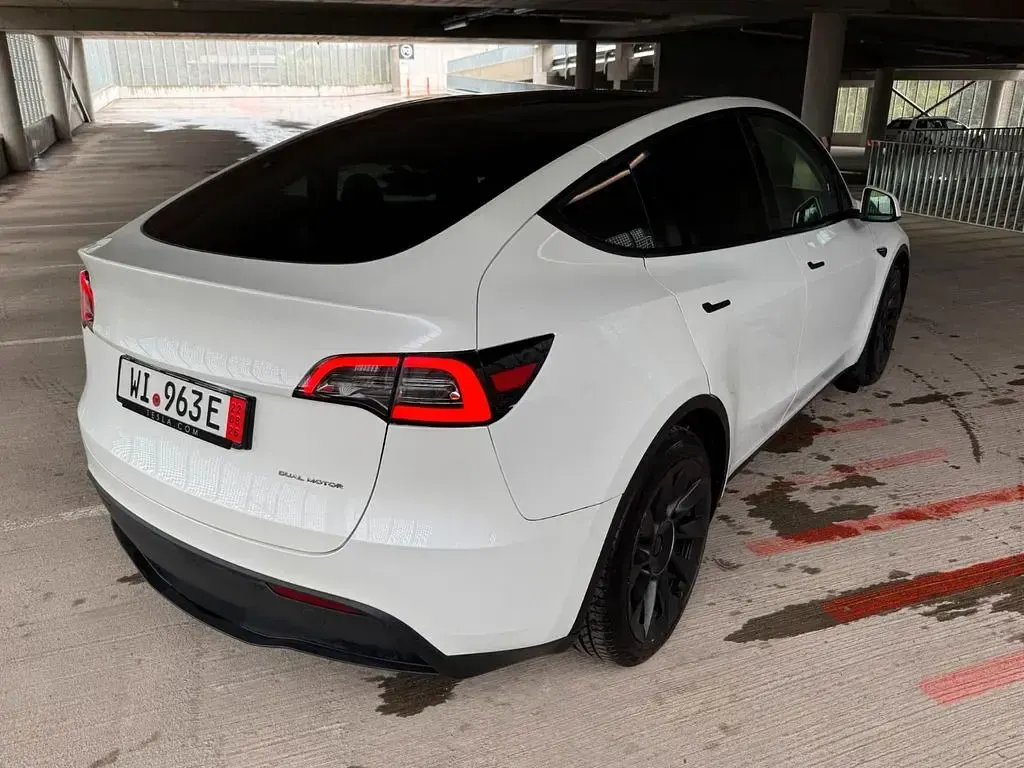 Gebraucht Tesla Model Y Long Range AWD 378 kW (514 PS) 2024 Weiß SUV