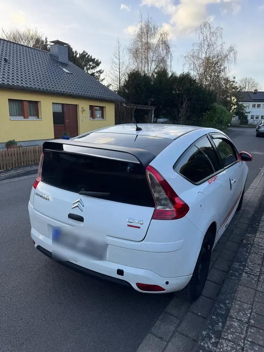 Gebraucht Citroën C4 150 PS (110 kW) 2009 Weiß Coupé