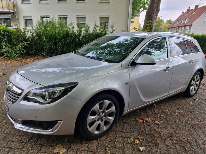 Silber Gebraucht 2015 Opel Insignia Kombi | 6.200 € (Superpreis) - Bild 1/4