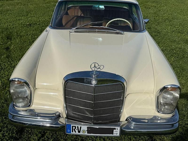 Gebraucht Mercedes 250 SE 150 PS (110 kW) 1966 Weiß Coupé