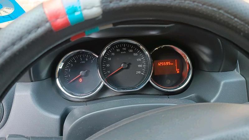 Gebraucht Dacia Duster 105 PS (77 kW) 2014 Weiß SUV