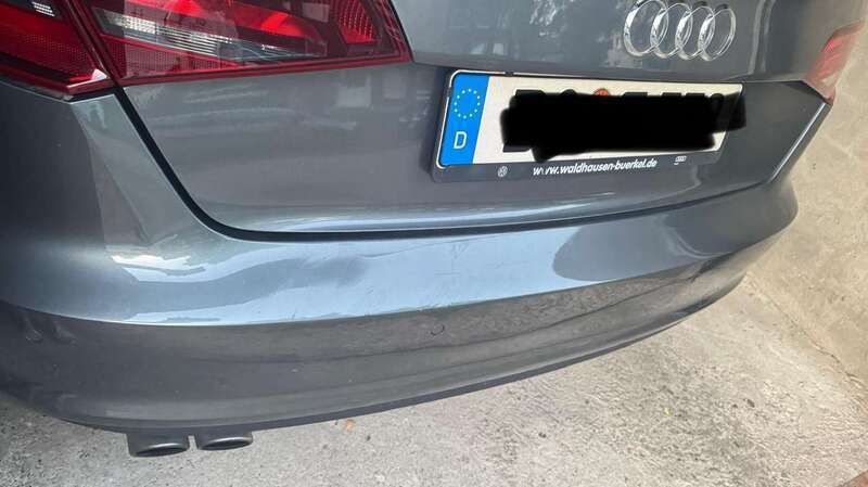 Grau Gebraucht 2013 Audi A3 Ambiente Kleinwagen | 10.850 € (Fairer Preis) - Bild 1/4
