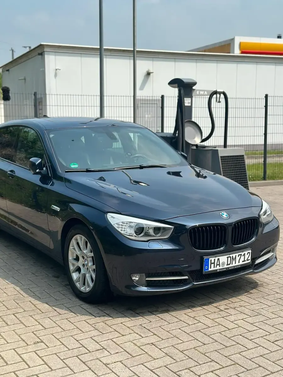 Gebraucht BMW 530 M Sport 245 PS (180 kW) 2011 Blau Limousine