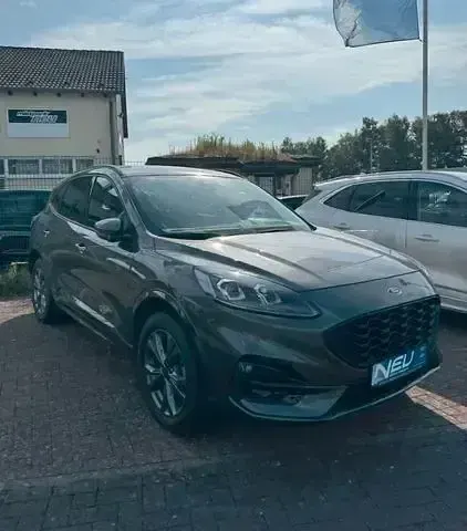 Gebraucht Ford Kuga ST-Line X 152 PS (111 kW) 2021 Grau SUV