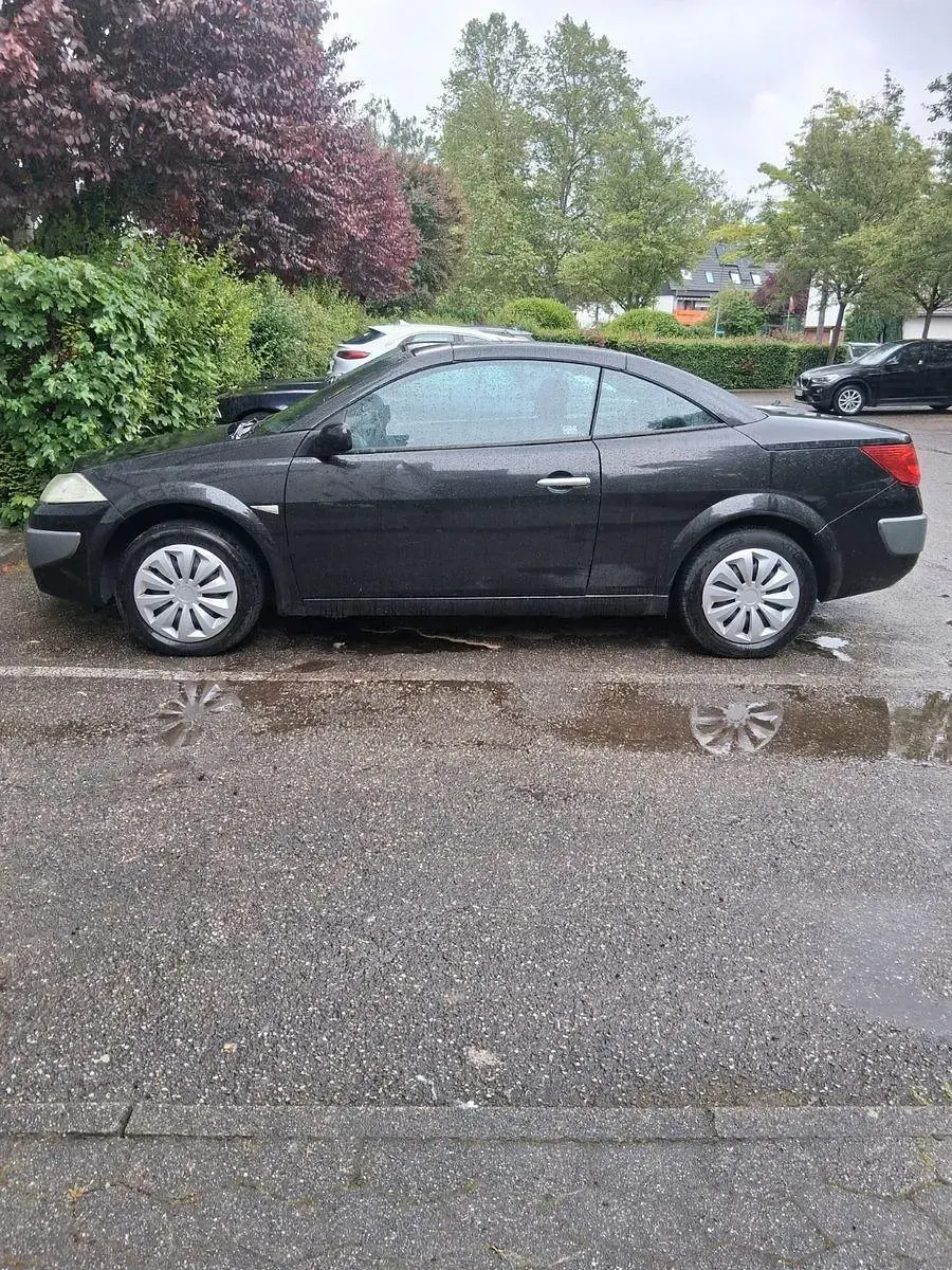 Używany Renault Mégane Cabriolet Privilege 135 KM (99 kW) 2007 Czarny Kabriolet