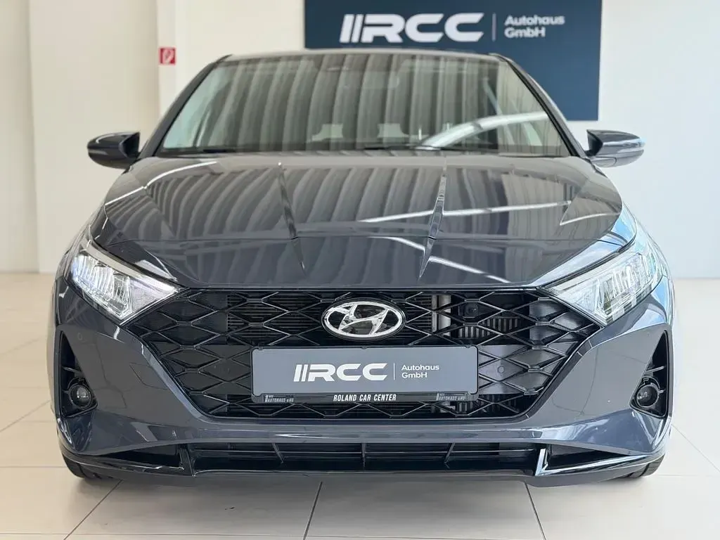 Gebraucht Hyundai i20 Prime 120 PS (88 kW) 2022 Grau Kleinwagen