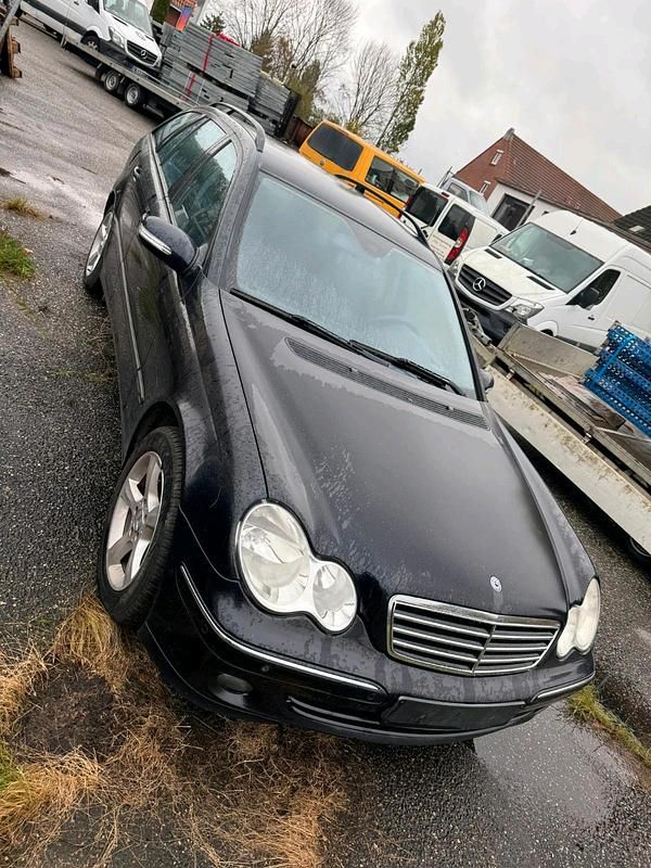 Gebraucht 2007 Mercedes C220 Avantgarde Kombi | 1.444 € (Superpreis) - Bild 1/4