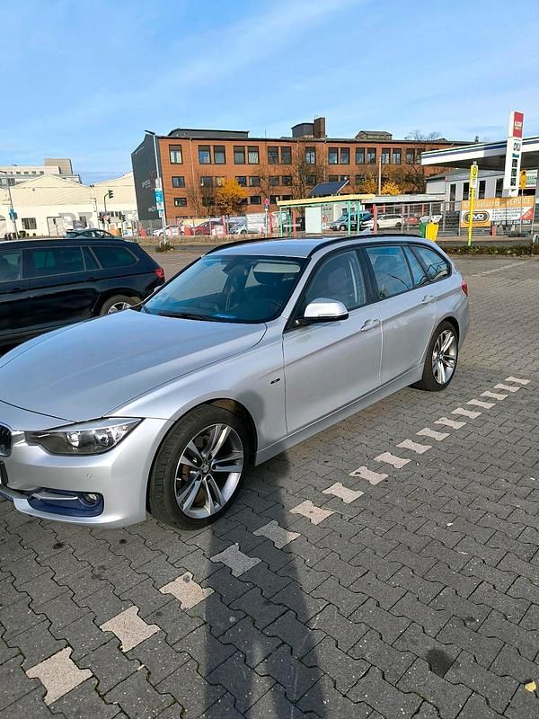 Gebraucht BMW 316 150 PS (110 kW) 2014 Silber Kombi