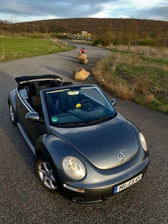 Gebraucht VW New Beetle 102 PS (75 kW) 2010 Grau Kleinwagen