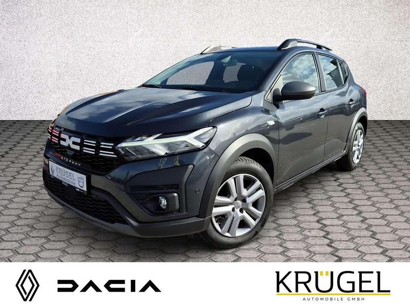 Gebraucht Dacia Sandero Expression 91 PS (66 kW) 2023 Kometengrau metallic Kleinwagen