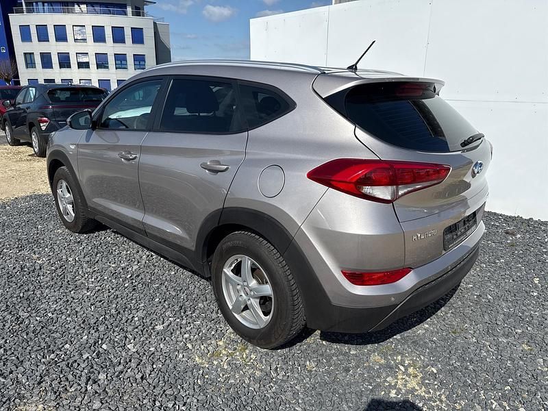 Gebraucht Hyundai Tucson Advantage 177 PS (130 kW) 2017 Weiss SUV