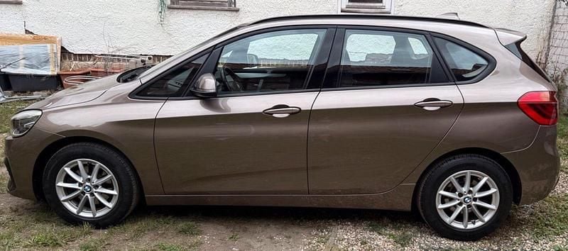 Gebraucht BMW 218 Active Tourer 140 PS (102 kW) 2018 Andere farben Van / Kleinbus