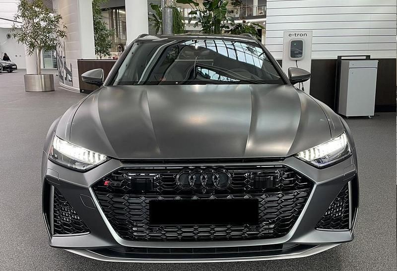 Second-hand Audi RS6 Performance 630 CP (463 kW) 2024 Gri Break