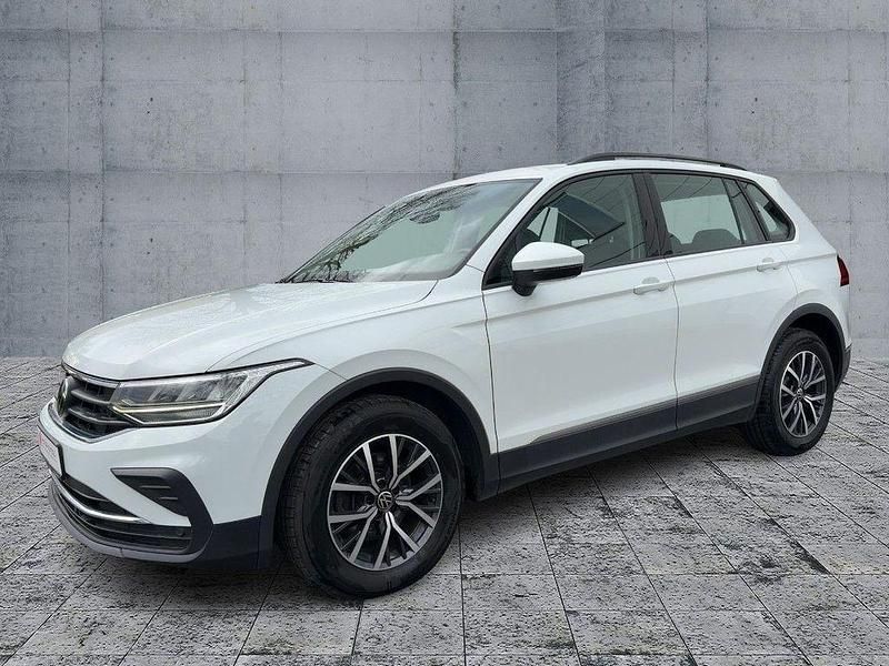Gebraucht VW Tiguan Life 150 PS (110 kW) 2022 Weiß SUV