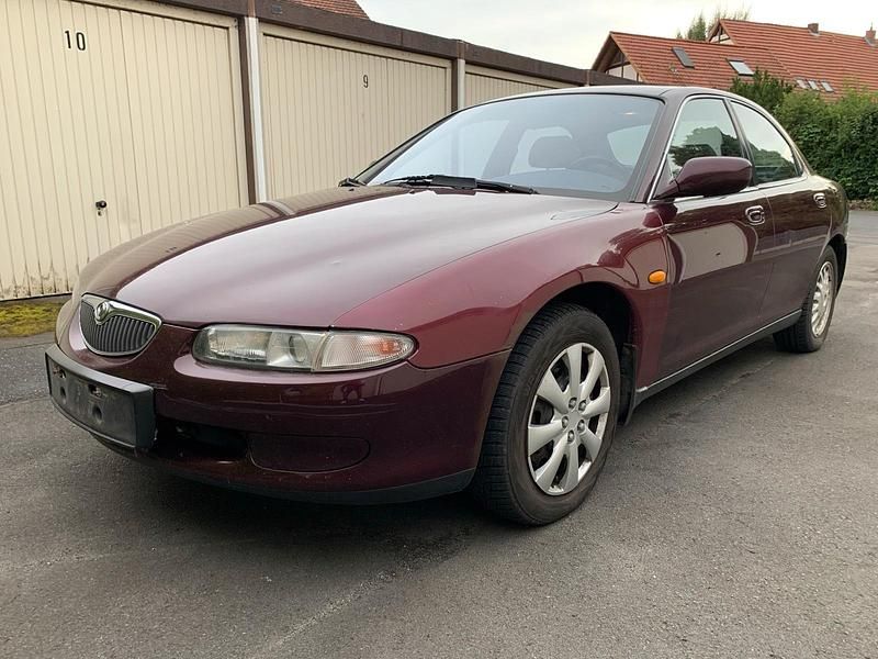 Rot Gebraucht 1995 Mazda Xedos Limousine | 690 € - Bild 1/4