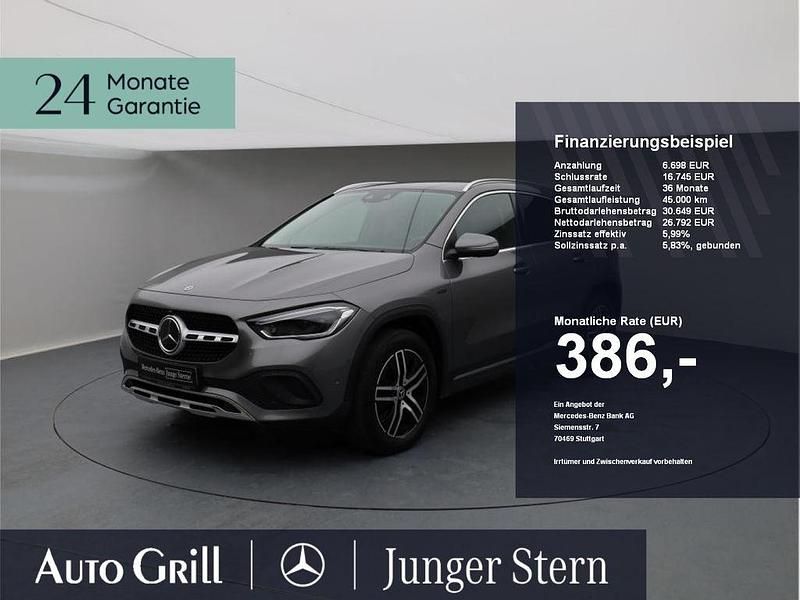 Grau Gebraucht 2021 Mercedes GLA250 Progressive SUV | 33.490 € (Teuer) - Bild 1/4