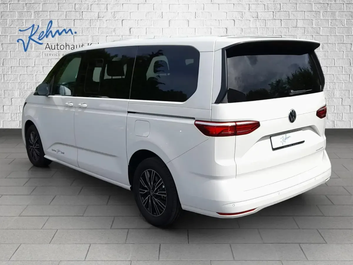 Usata VW Multivan Basis 150 CV (110 kW) 2024 Monovolume