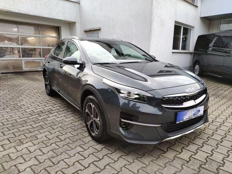 Gebraucht Kia XCeed Vision 141 PS (103 kW) 2022 Grau SUV