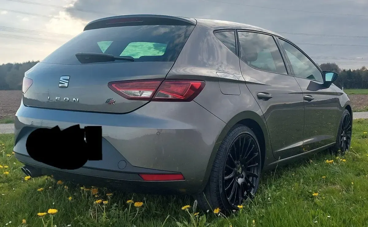 Gebraucht Seat Leon FR 150 PS (110 kW) 2016 Grau Limousine