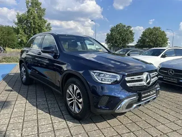 Gebraucht Mercedes GLC200 163 PS (119 kW) 2022 Blau SUV