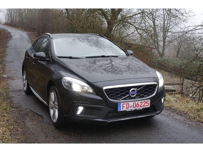 Gebraucht Volvo V40 CC You! 150 PS (110 kW) 2015 Schwarz Kombi